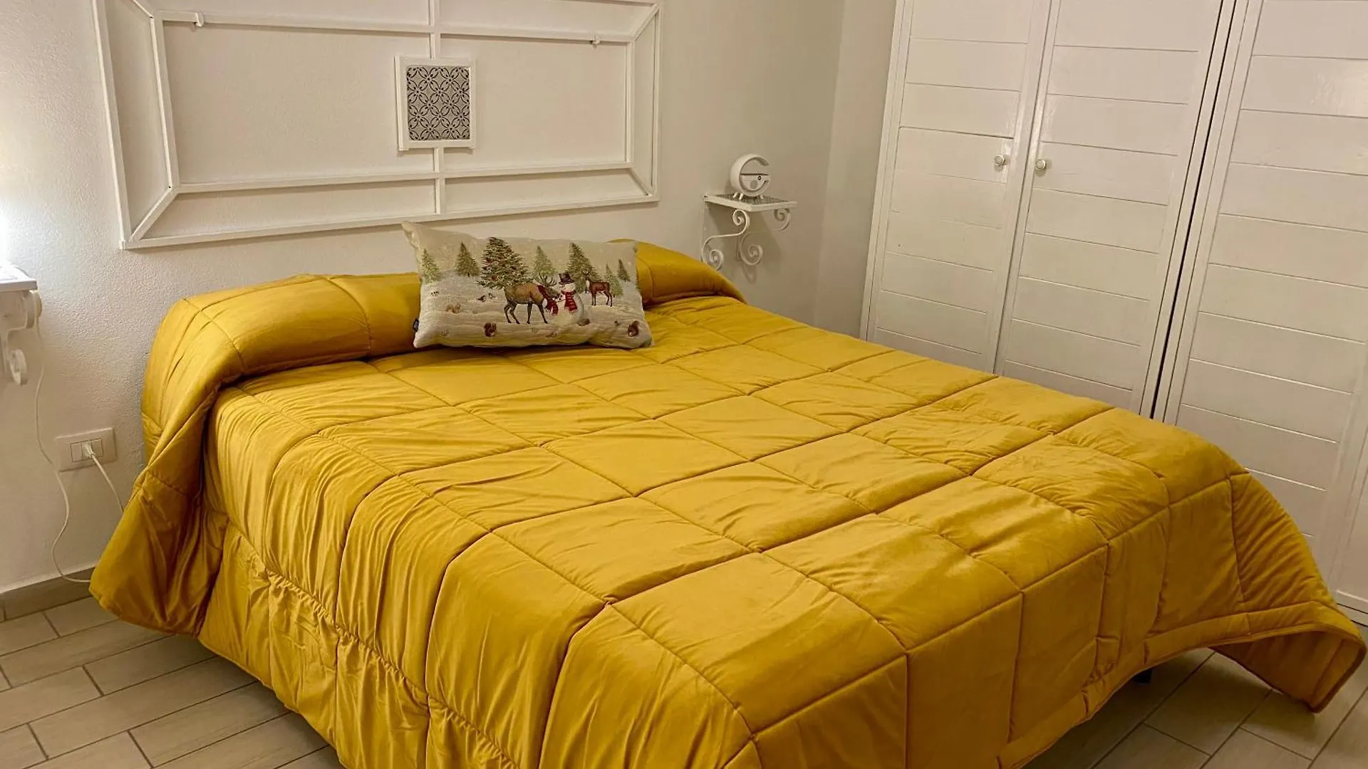 Holiday home I Rifugi Blu E Sole Di Neapolis Teatro Antico Villa